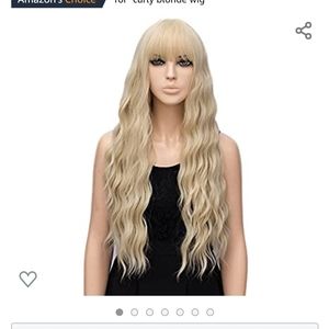 Blonde wig with bangs